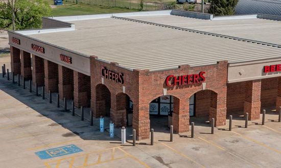 Cheers Liquor and Wine location